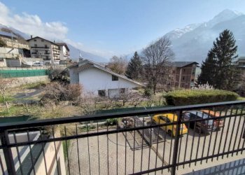 Vista - Trilocale via Gilles de Chevreres, 62, Aosta - foto 9