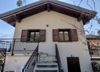 Facciata - Trilocale via Gilles de Chevreres, 62, Aosta - foto 21