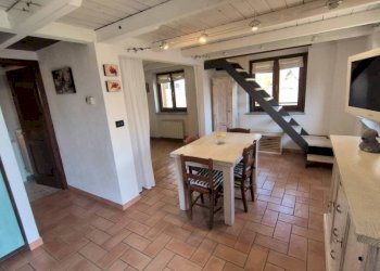 Salone - Trilocale via Gilles de Chevreres, 62, Aosta - foto 24