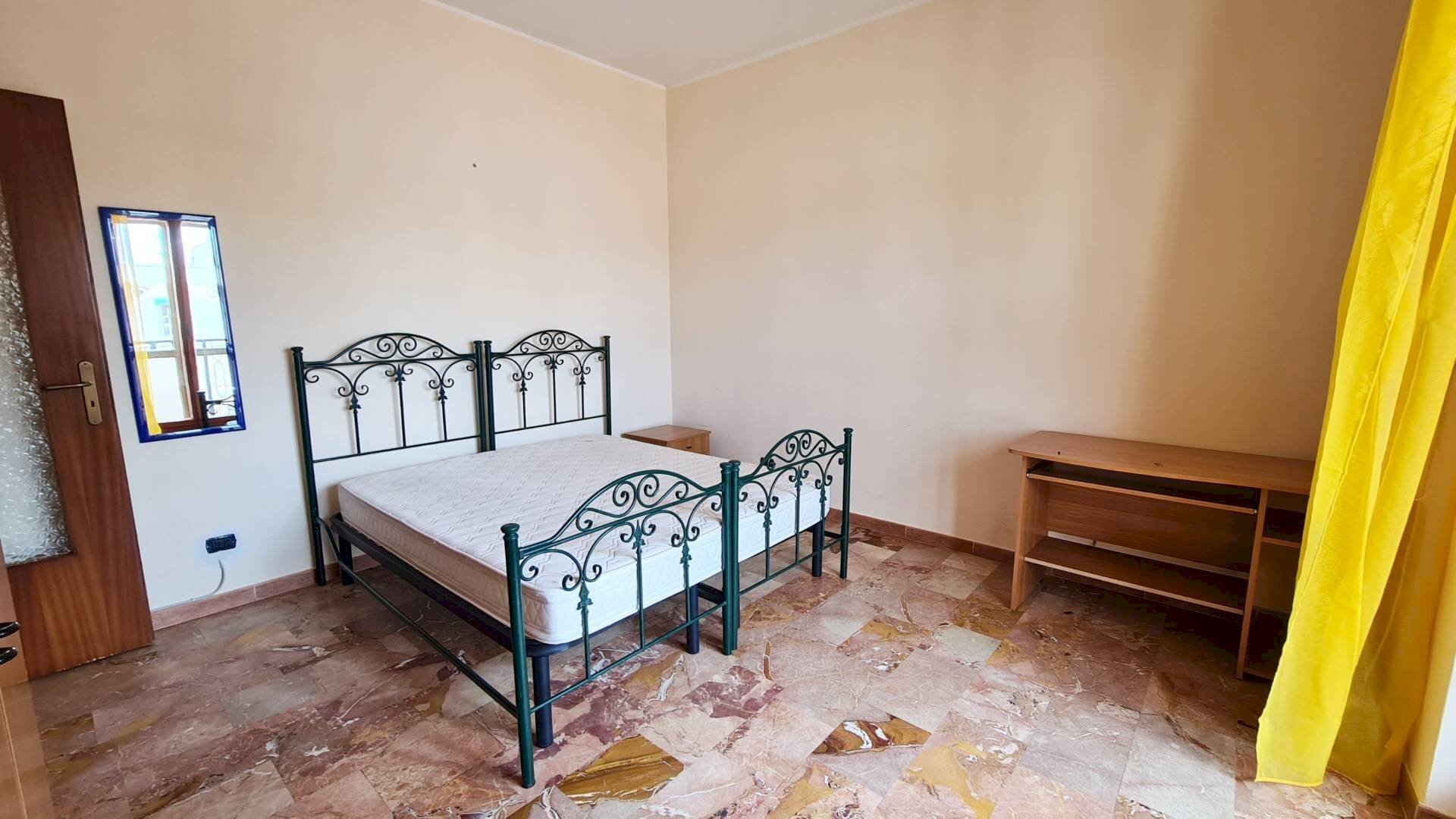 Foto 1 - Terreno non edificabile Via Amerigo Vesuppi
 
11, Catanzaro - foto 1