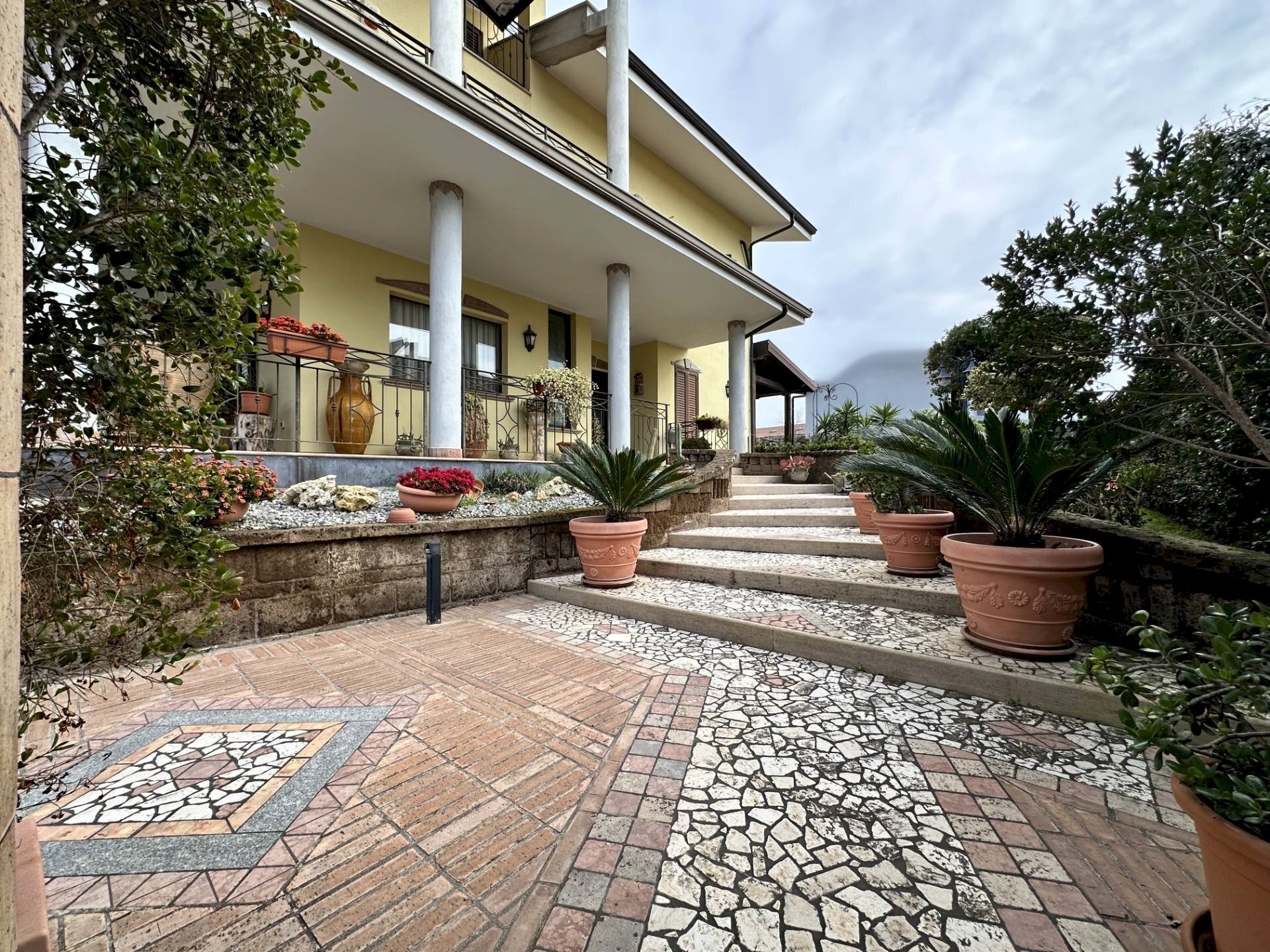 Foto 2 - Villa Via Filippo Turati
 
27, Montepaone - foto 2