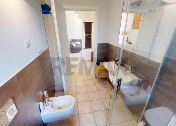 Bagno - Casa indipendente Via Capanne
 
1, Beverino - foto 11