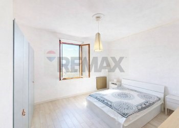 Camera / camera da letto - Casa indipendente Via Capanne
 
1, Beverino - foto 32