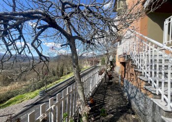 Balcone - Casa indipendente Via Capanne
 
1, Beverino - foto 38