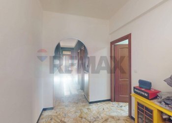Hall / corridoio - Three-room apartment Via Tonale
 
13, Genova - photo 4