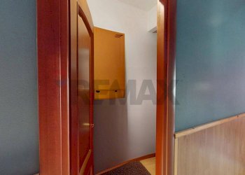 Hall / corridoio - Three-room apartment Via Tonale
 
13, Genova - photo 18