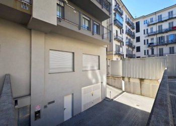 Cortile interno - Trilocale corso Duca degli Abruzzi, 56, Torino (zona Crocetta) - foto 12