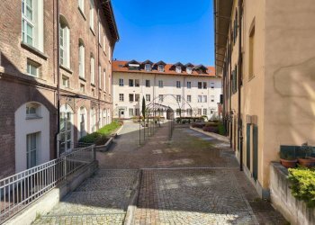 Cortile interno - Appartamento Cuneo (zona Centro) - foto 4