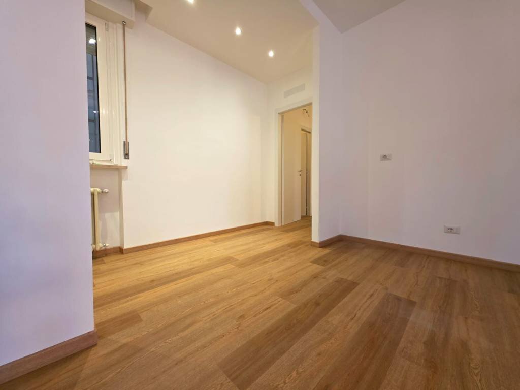 Corridoio - Trilocale via Giovanni Pierluigi da Palestrina, SN, Parma (zona Cittadella) - foto 3