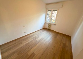 Camera da letto - Trilocale via Giovanni Pierluigi da Palestrina, SN, Parma (zona Cittadella) - foto 14