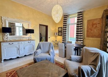 Soggiorno - Quadrilocale via della Repubblica, 4, Biella - foto 6