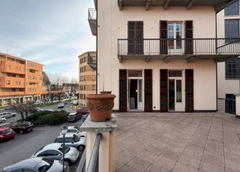 Terrazzo - Quadrilocale via della Repubblica, 4, Biella - foto 10