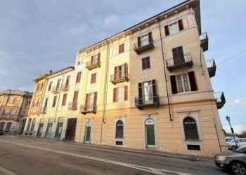 Facciata - Quadrilocale via della Repubblica, 4, Biella - foto 42
