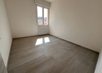 Camera da letto - Three-room apartment via San Ruffillo, 2A, San Lazzaro di Savena - photo 17