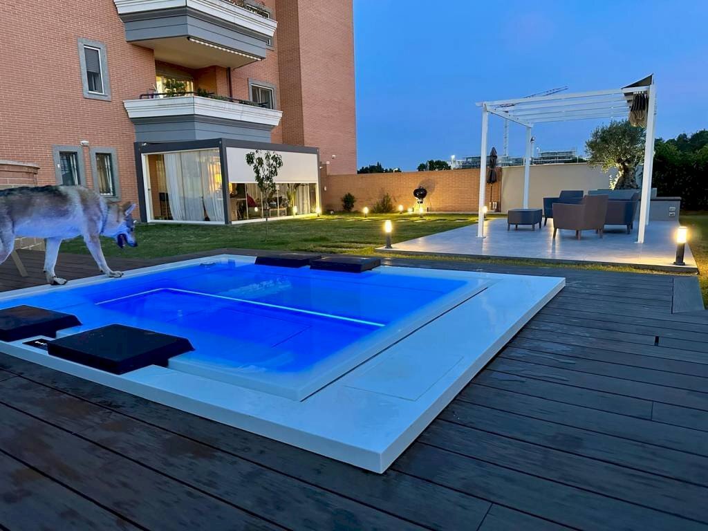 Piscina - Trilocale via Lina Bo Bardi, Roma - foto 2