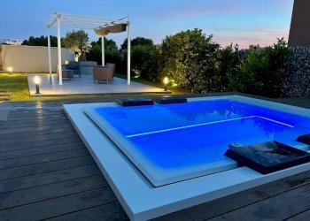 Piscina - Three-room apartment via Lina Bo Bardi, Roma - photo 1