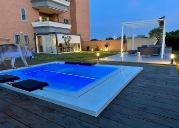 Piscina - Three-room apartment via Lina Bo Bardi, Roma - photo 2