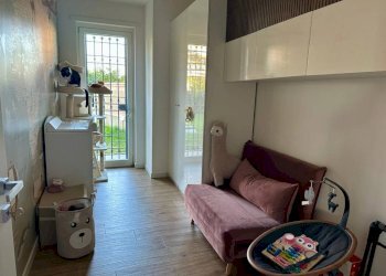 Cameretta - Three-room apartment via Lina Bo Bardi, Roma - photo 12