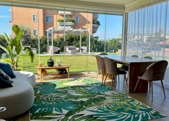 Veranda - Three-room apartment via Lina Bo Bardi, Roma - photo 13