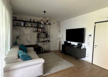Salone - Three-room apartment via Lina Bo Bardi, Roma - photo 14