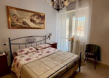 Camera da letto - Three-room apartment via Vincenzo Gioberti, 12, Pinerolo - photo 17