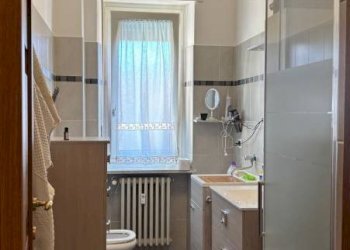 Bagno - Three-room apartment via Vincenzo Gioberti, 12, Pinerolo - photo 19