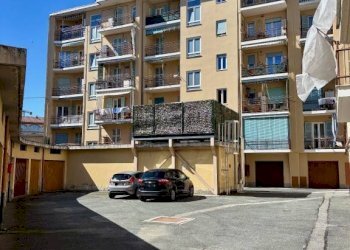 Cortile interno - Three-room apartment via Vincenzo Gioberti, 12, Pinerolo - photo 39