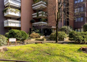 Giardino - Apartment via Olgia, 8/1, Segrate - photo 16