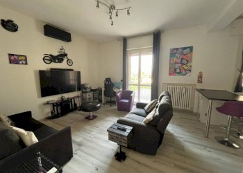 Soggiorno - Appartamento via Adelmo Arbizzani, Calderara di Reno - foto 2