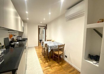 Cucina - Appartamento piazza Grillo Cattaneo, 1, Genova (zona Centro Storico) - foto 6