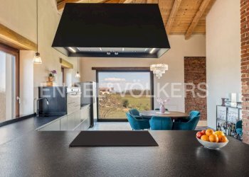 Cucina - Rustico Regione Valdelcerro, Incisa Scapaccino - foto 3