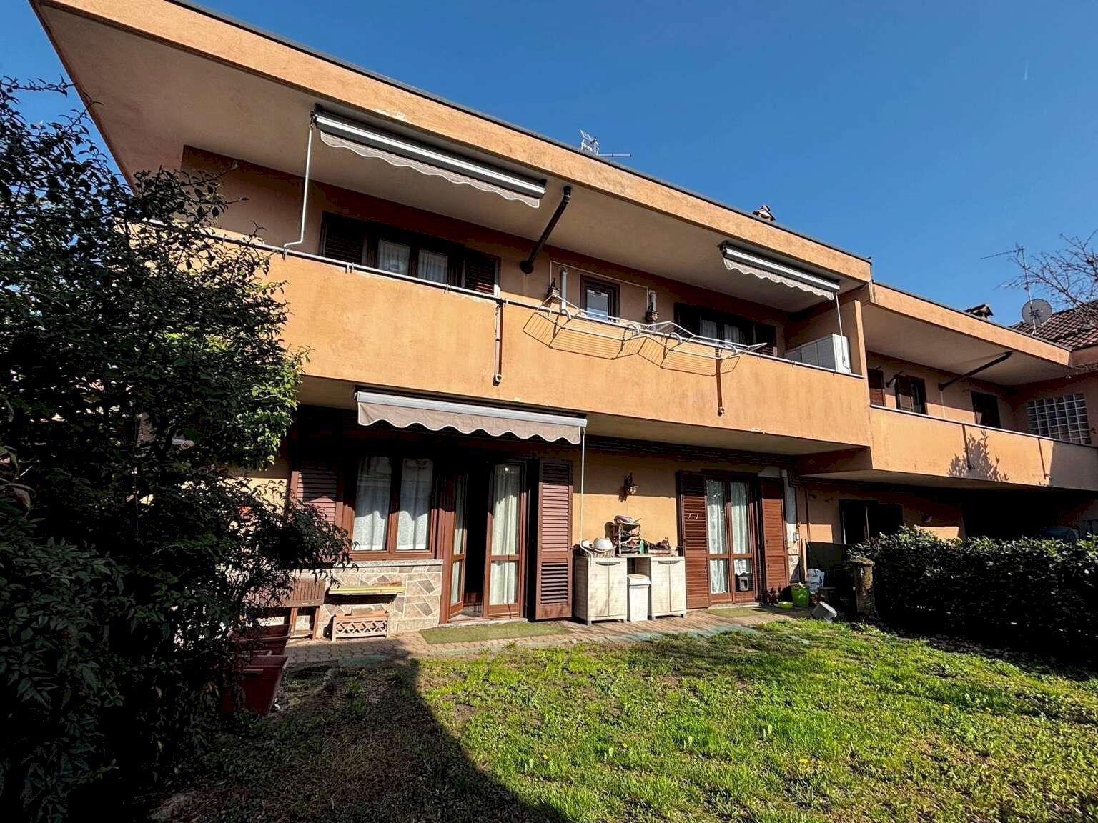 Independent house Macherio - photo 1