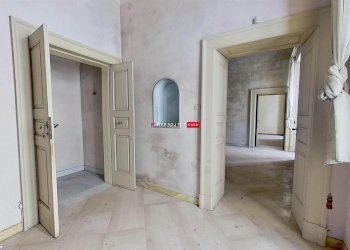 Stable - Palace Vico I° Giuseppe Garibaldi, Martina Franca - photo 9