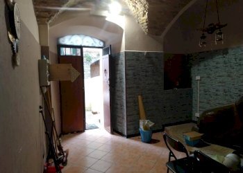 Locale Commerciale Vico delle Camelie, Ventimiglia - foto 6