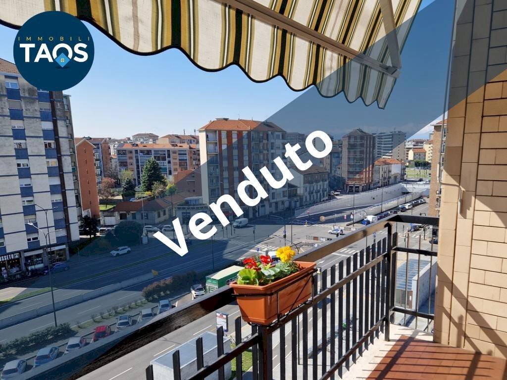 Two-room apartment Corso Grosseto, 218, Torino - photo 1