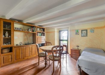 Portion of a house Casola Valsenio - photo 9