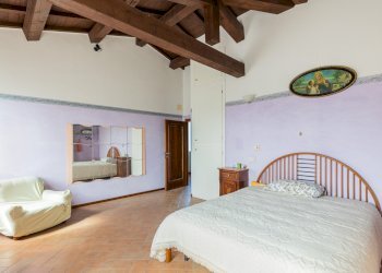 Portion of a house Casola Valsenio - photo 24