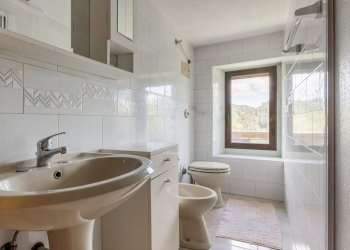 Portion of a house Casola Valsenio - photo 26