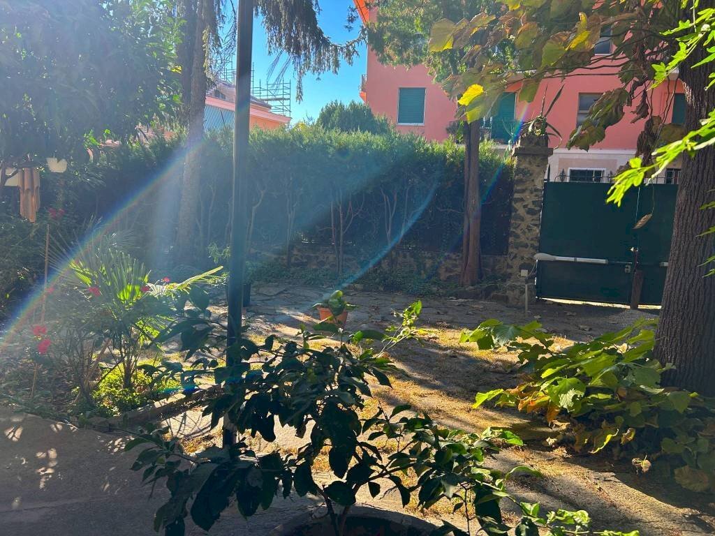 Appartamento Genova (zona Albaro) - foto 1