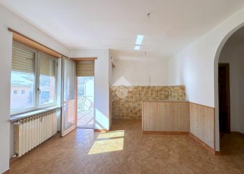 Trilocale Via Combattenti, San Giorio di Susa - foto 3