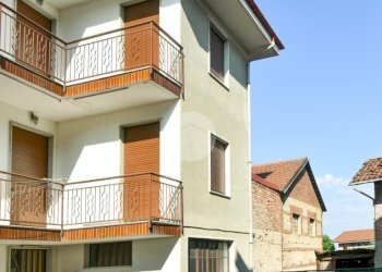 Semi-detached house Piazza Papa Giovanni XXIII, Giaveno - photo 2