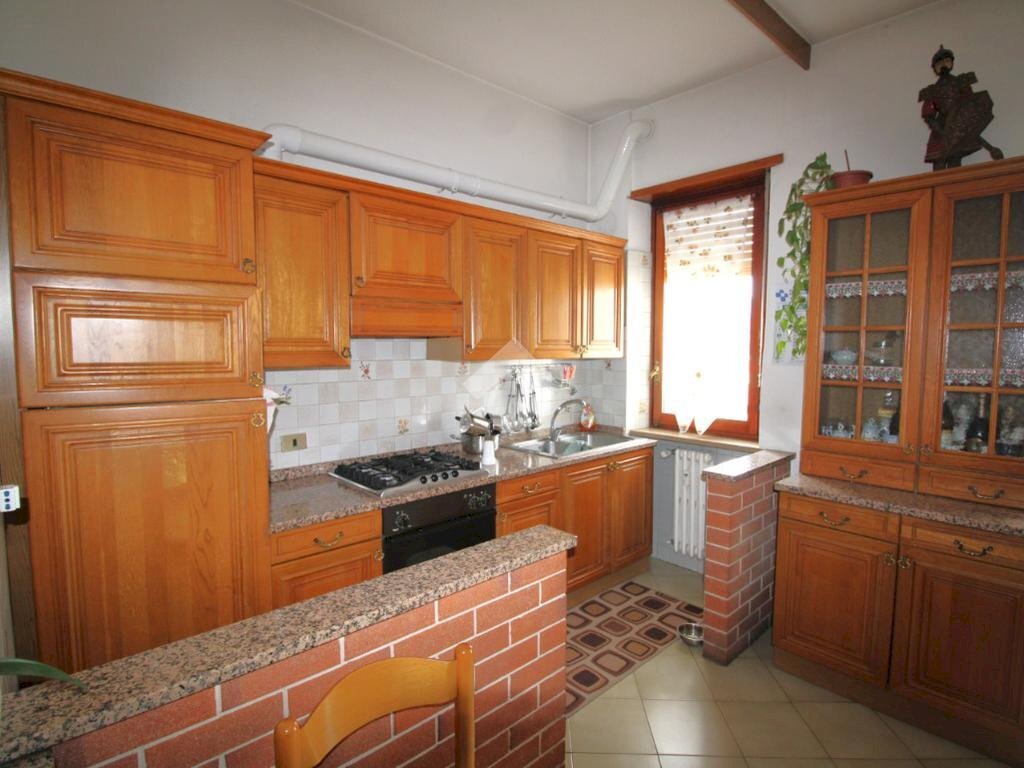 Three-room apartment Via XXIV maggio, Trofarello - photo 3