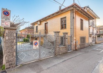 Villa Via Alessandria, Nichelino - photo 1