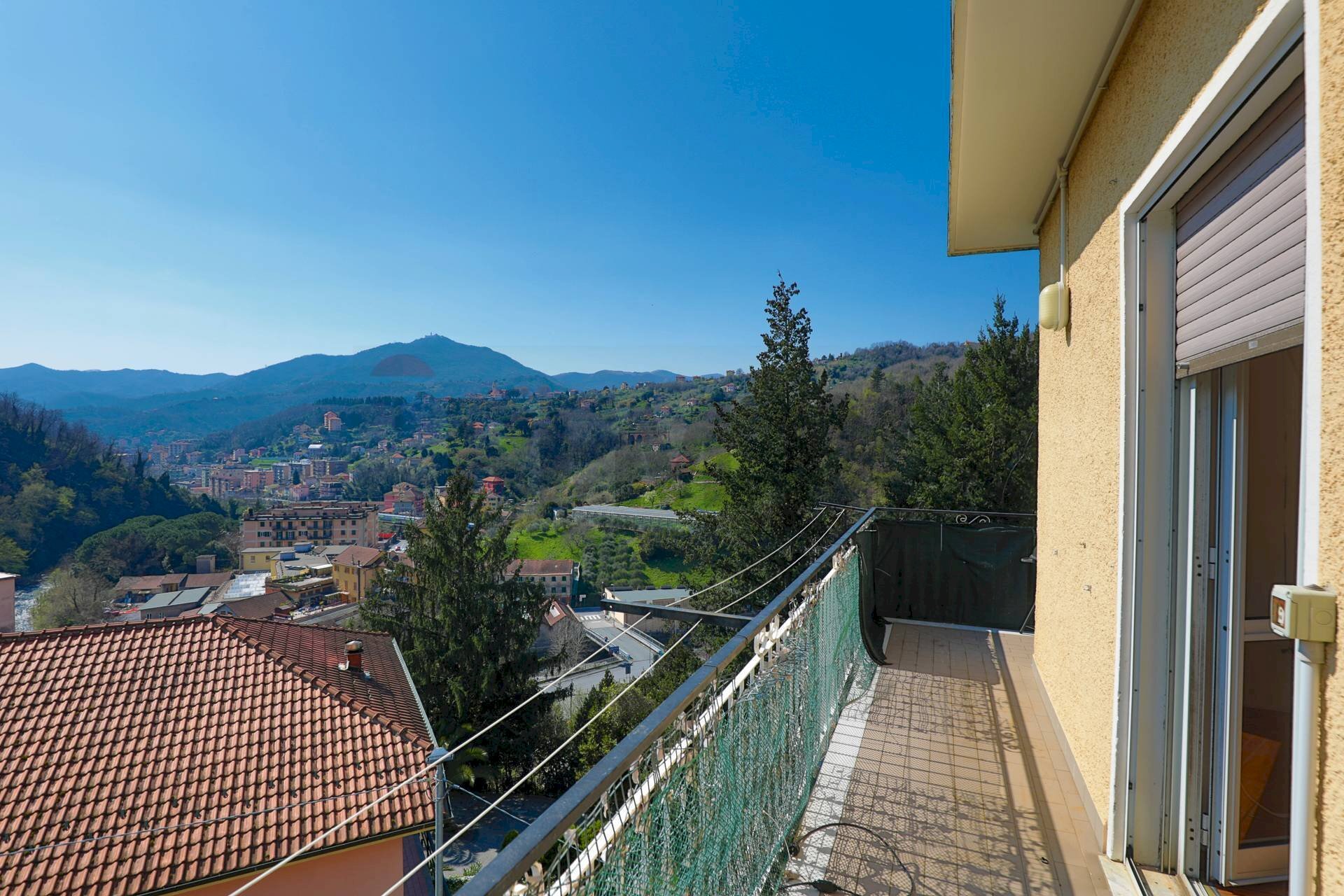 Trilocale via chiocchetti, 33 B 
 Serra Riccò, Serra Riccò - foto 2