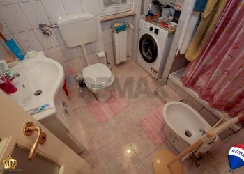 Trilocale Via Ventotene, 85 
 Lagaccio, Genova (zona Lagaccio) - foto 8