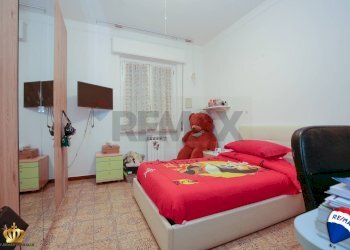 Trilocale Via Ventotene, 85 
 Lagaccio, Genova (zona Lagaccio) - foto 32