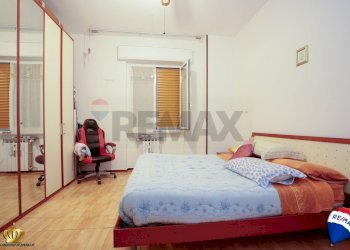 Trilocale Via Ventotene, 85 
 Lagaccio, Genova (zona Lagaccio) - foto 44