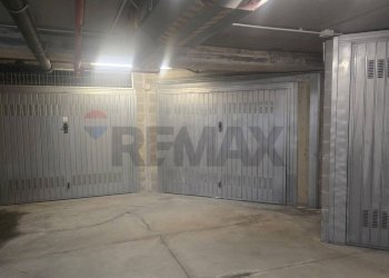 Garage - Parcheggio Via Luigi Cibrario, sic 
 Sestri Ponente, Genova (zona Sestri Ponente) - foto 4