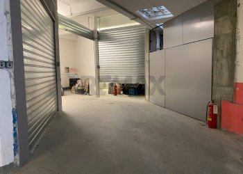 Garage - Parcheggio Via Al Garbo, 32r 
 Rivarolo, Genova (zona Rivarolo) - foto 4