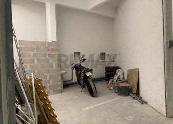 Garage - Parcheggio Via Al Garbo, 32r 
 Rivarolo, Genova (zona Rivarolo) - foto 10